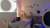 La primera 'estación lunar' para los niños con cáncer en un hospital español
