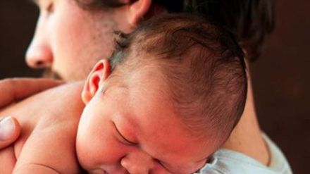 La Seguridad Social ha tramitado hasta septiembre 200.618 procesos de maternidad y 196.873 de paternidad