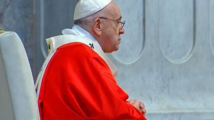 El Papa lamenta que sea 'normal' sacrificar a los más vulnerables en la crisis del coronavirus