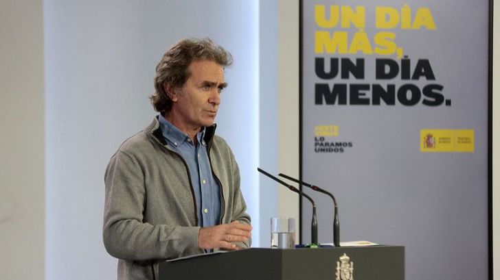 Fernando Simón apunta a que la decisión final de la desescalada 'se toma a nivel de ministro'