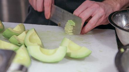 Recetas: Hummus y aguacate, la combinación perfecta