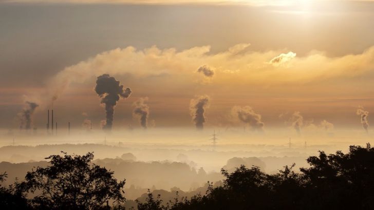 La OMS señala que la contaminación atmosférica es el mayor riesgo para la salud en todo el mundo