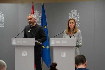Se establece protocolo para el manejo de pasajeros del buque MV HONDIUS tras brote de hantavirus