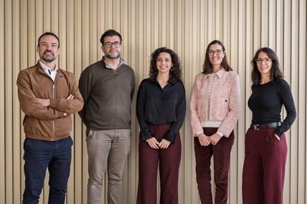 Estudian cómo la educación en neurociencia del dolor puede aliviar el dolor lumbar en embarazadas