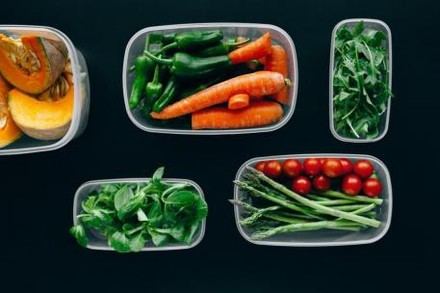 Ocho de cada diez españoles apoyan prohibir la publicidad de comida poco saludable a menores