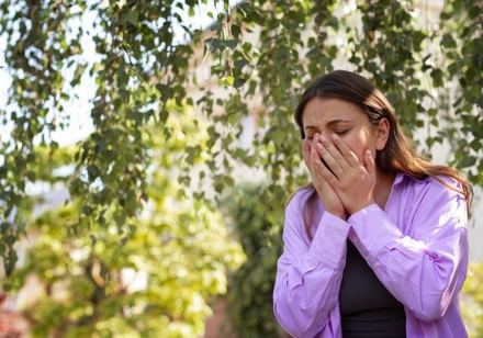 La alergia podría convertirse en una crisis de salud pública para 2050 debido al aumento del polen