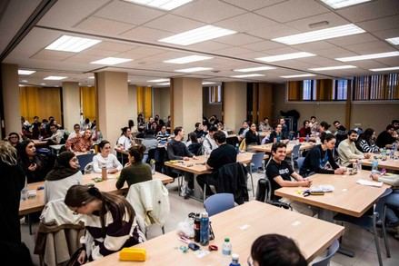 Inicia la adjudicación de 12.362 plazas para formación sanitaria especializada