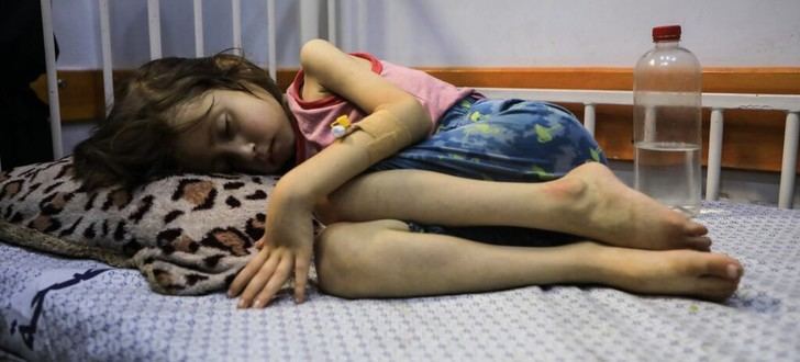 Más de 100 niños en Gaza mueren por hambre y desnutrición