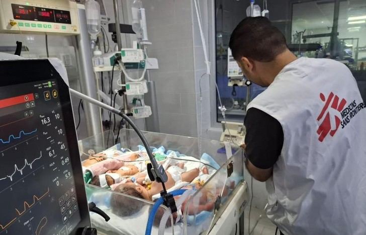 Escasez crítica de leche de fórmula en cuidados intensivos neonatales en Gaza