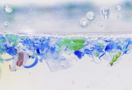 Micro y nanoplásticos: un riesgo oculto para la salud humana