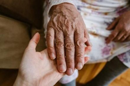 La lista de espera para dependencias disminuye un 21% en el último año