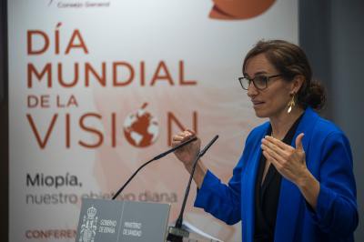 La ministra de Sanidad afirma que la salud visual es un derecho fundamental