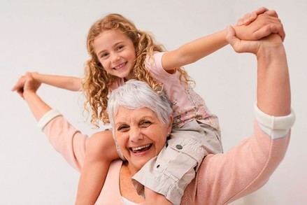 La PMP exige igualdad y derechos para mujeres mayores en el Día Internacional de la Mujer