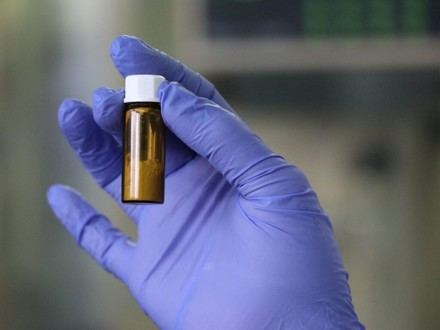 Investigadores desarrollan nanocápsulas para tratamientos específicos contra el cáncer