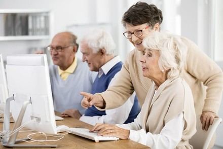 La digitalización y su impacto en la vida de las personas mayores