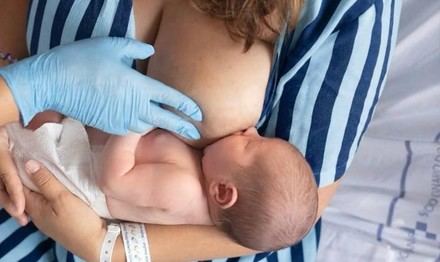 Canarias resalta la importancia de la lactancia materna para madres e hijos