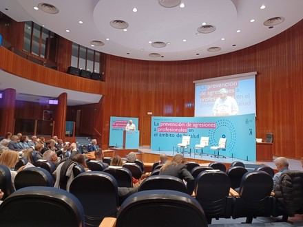 Más de 18,500 agresiones a sanitarios en 2025 según Sanidad