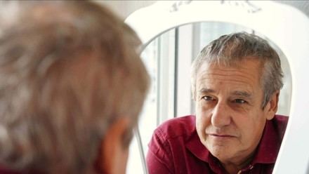 Alzheimer: la importancia de mantener la identidad y autonomía en las fases iniciales