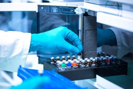 Nueva técnica acelera diseño de fármacos para enfermedades relacionadas con proteínas celulares