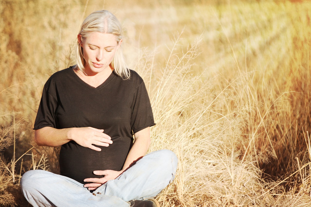 La importancia de la hidratación durante el embarazo y la lactancia